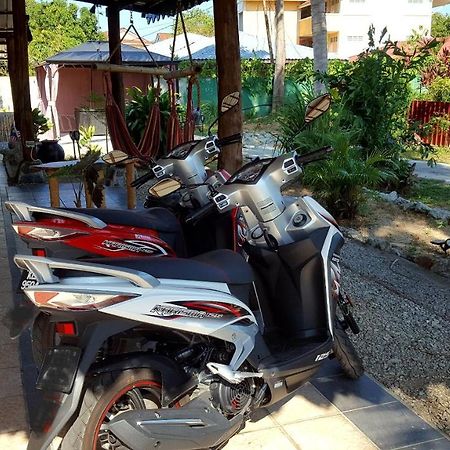 Sabandy Guesthouse Kuah Exterior photo