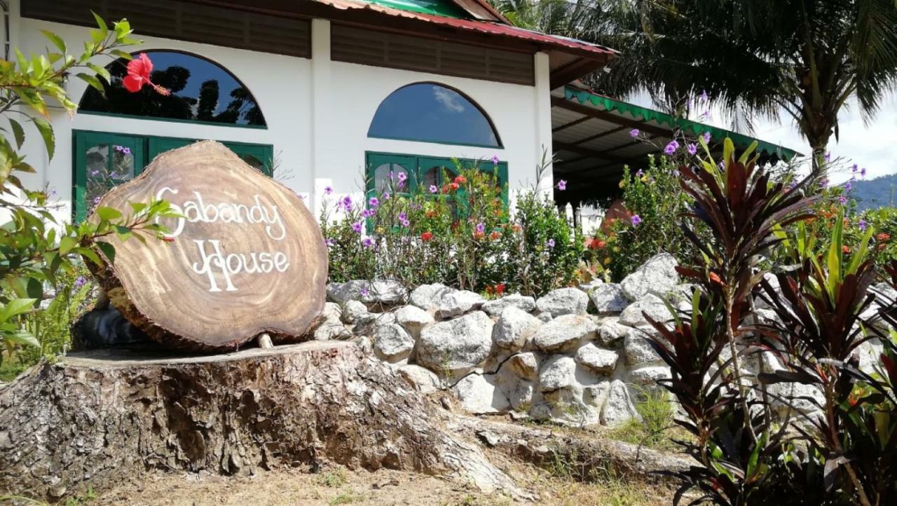 Sabandy Guesthouse Kuah Exterior photo